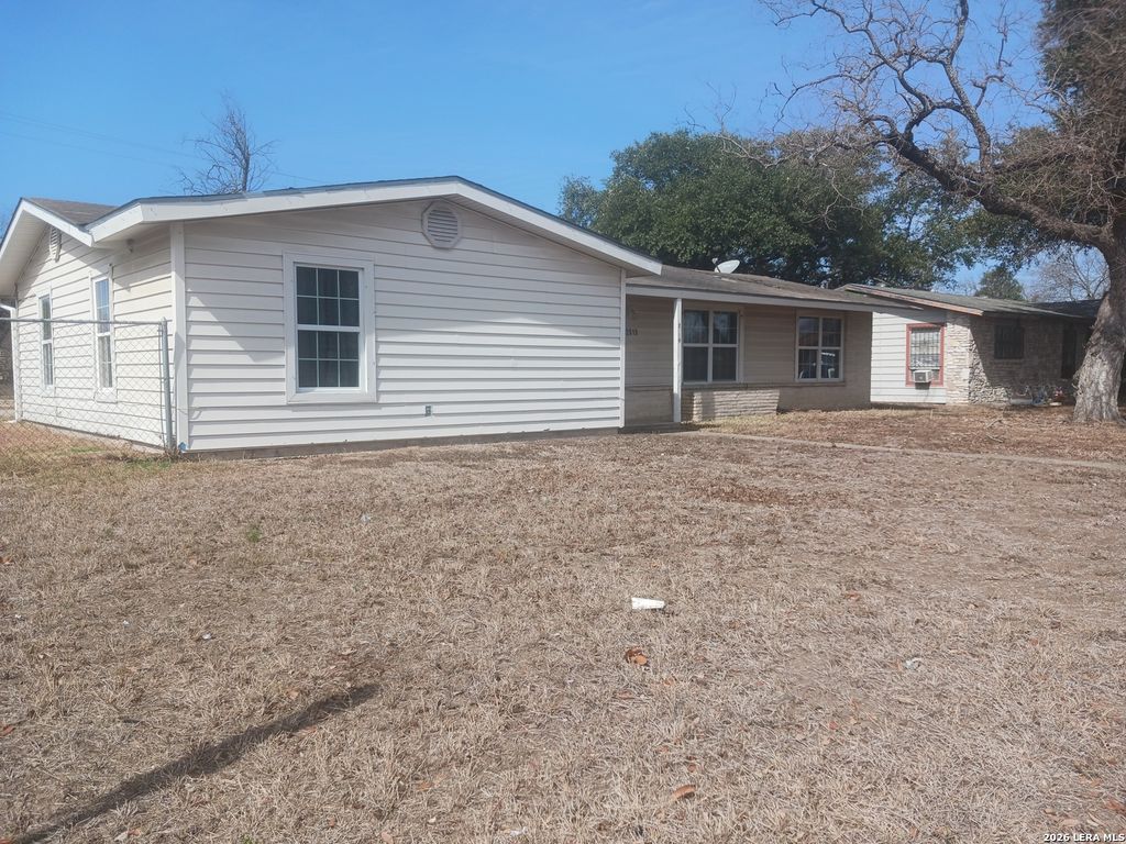 Photo of 2019 westvale, San Antonio, TX 78227 (MLS # 1942327)