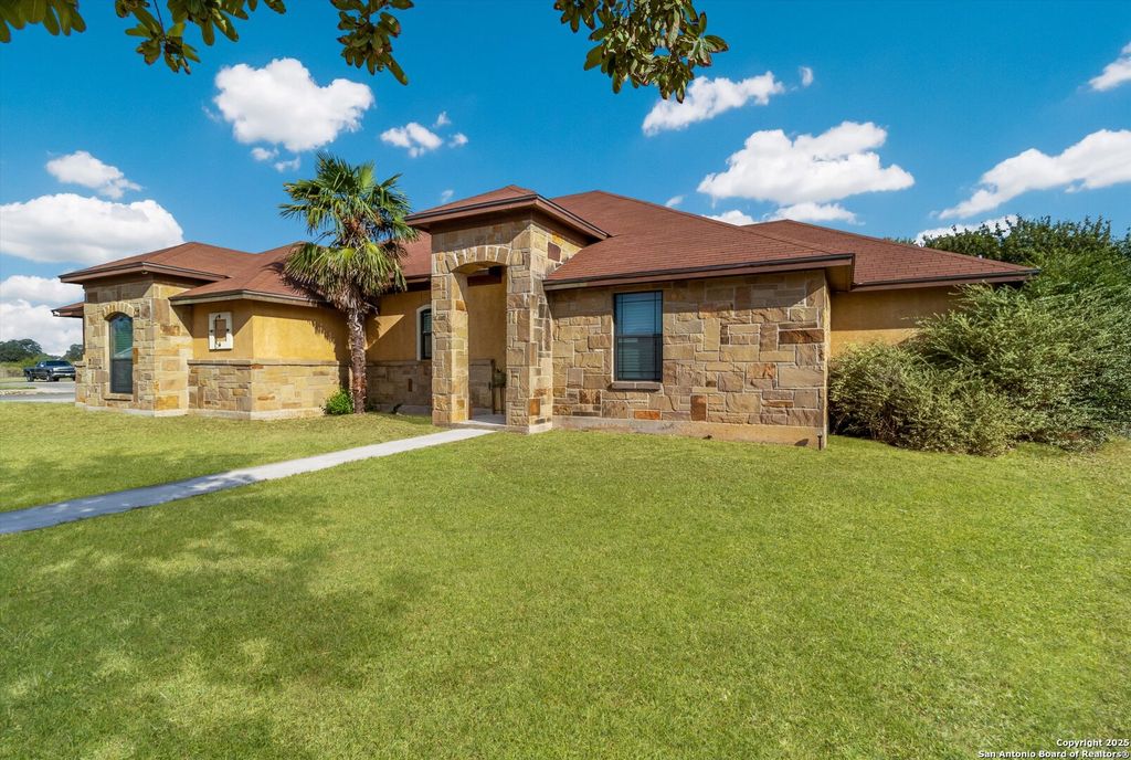 Photo of 1758 Crooked Creek, Pleasanton, TX 78064 (MLS # 1911886)