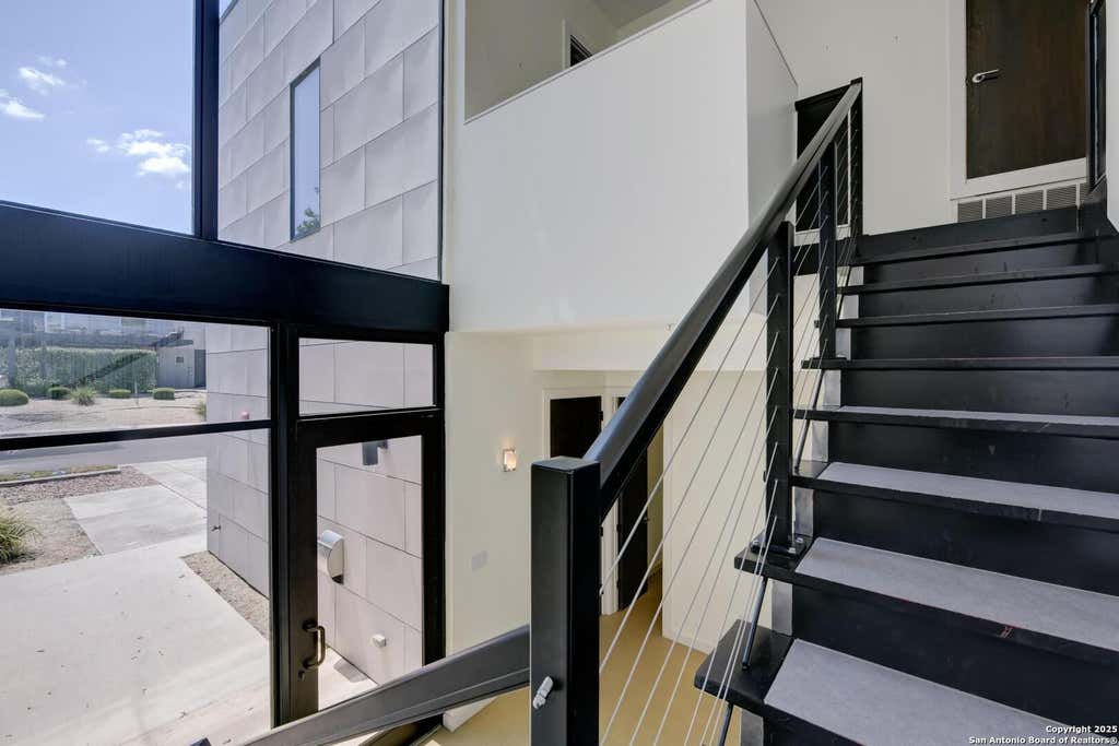 Photo of 119 Marcia, Alamo Heights, TX 78209 (MLS # 1915155)