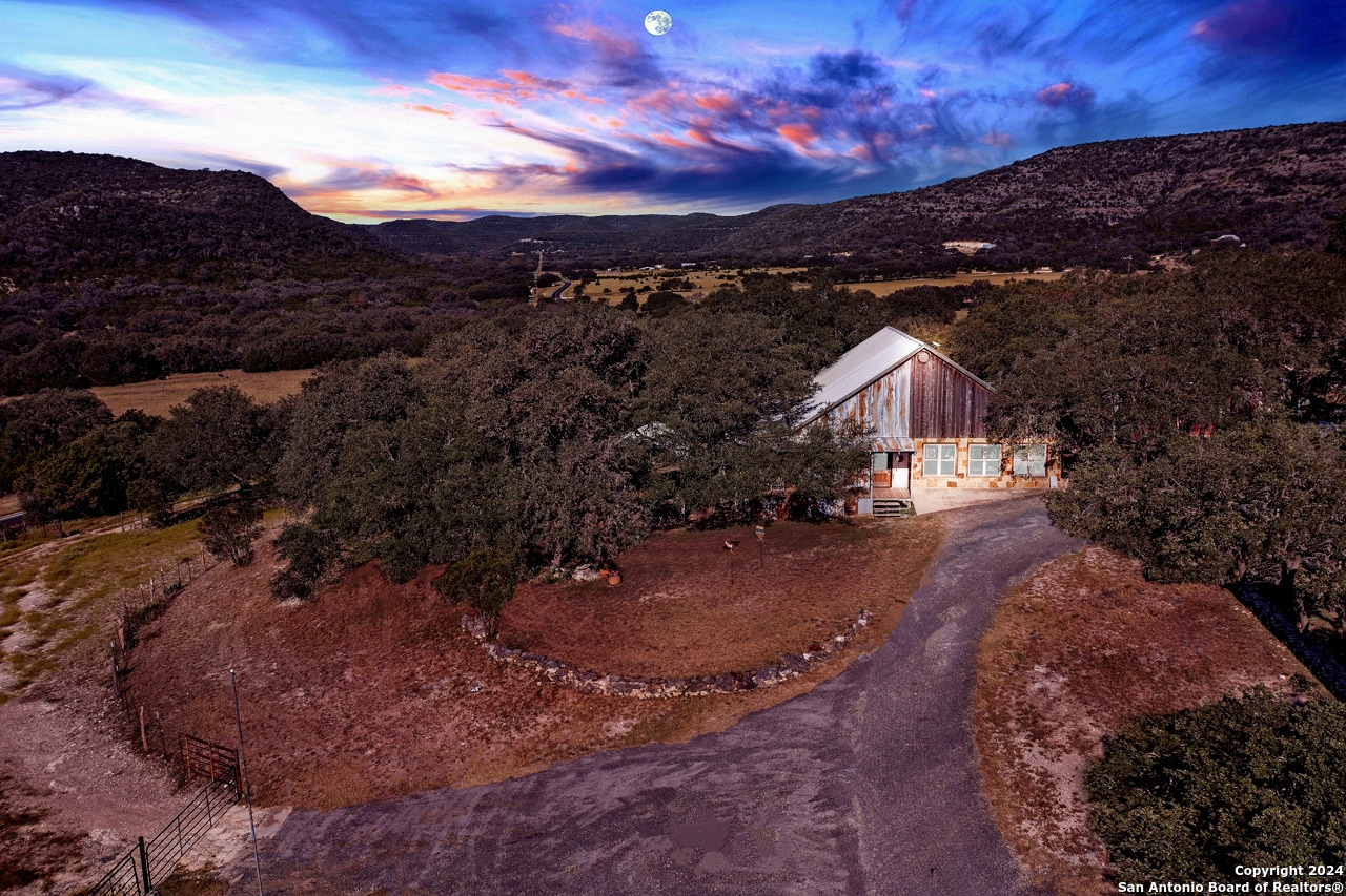 1850 W Ranch Rd 337