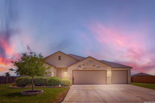 12414 FLATIRON WAY, ATASCOSA, TX 78002 - Image 1eb57da3c6b7ab64e81beadebe7e76db/1261670767