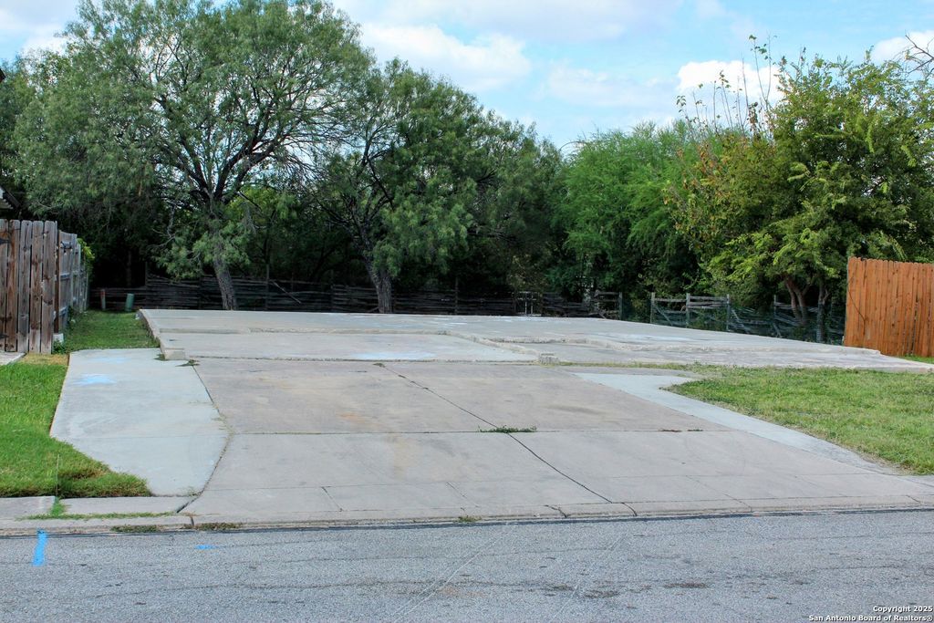 Photo of 7142 Shady Elms, San Antonio, TX 78240 (MLS # 1913733)