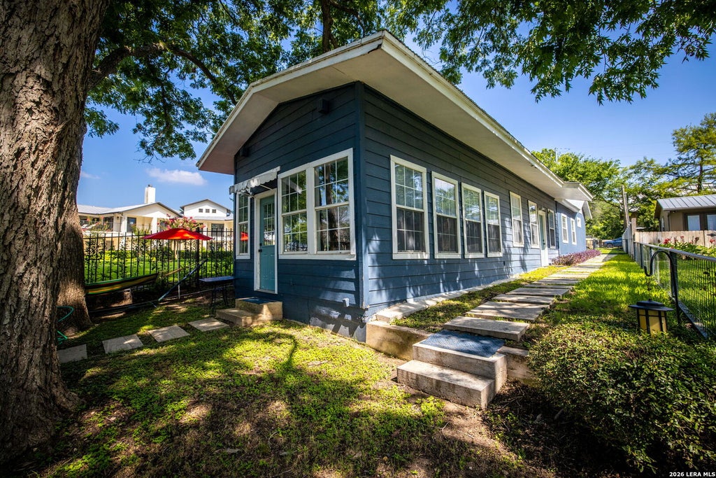 Photo of 1186 HAPPY HAVEN RD, McQueeney, TX 78123 (MLS # 1994393)
