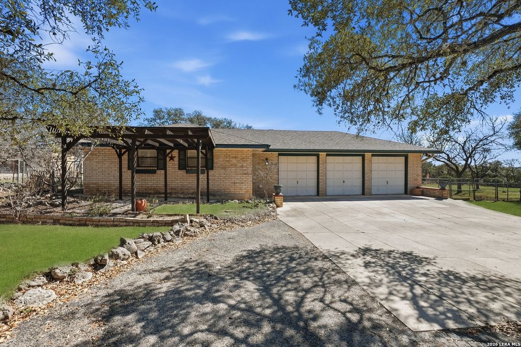 Photo of 30240 Bulverde Hills Dr., Bulverde, TX 78163 (MLS # 1947901)