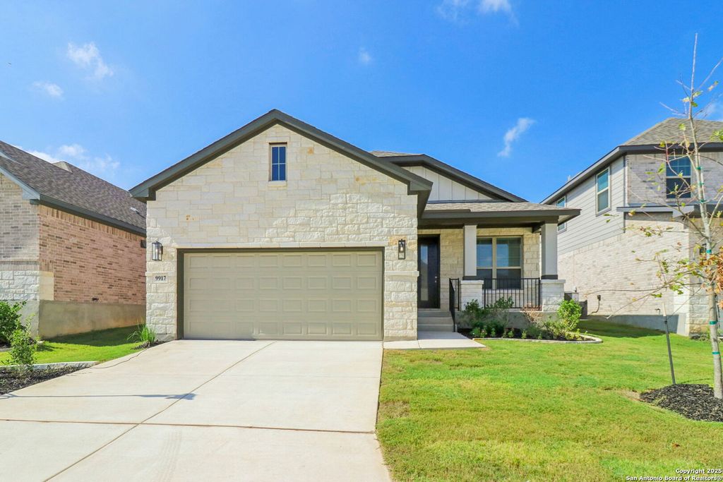 Photo of 9917 Paladin Ridge, San Antonio, TX 78254 (MLS # 1870647)