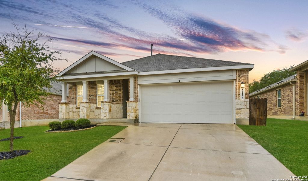 Photo of 32125 Giant Oak, Bulverde, TX 78163 (MLS # 1929199)