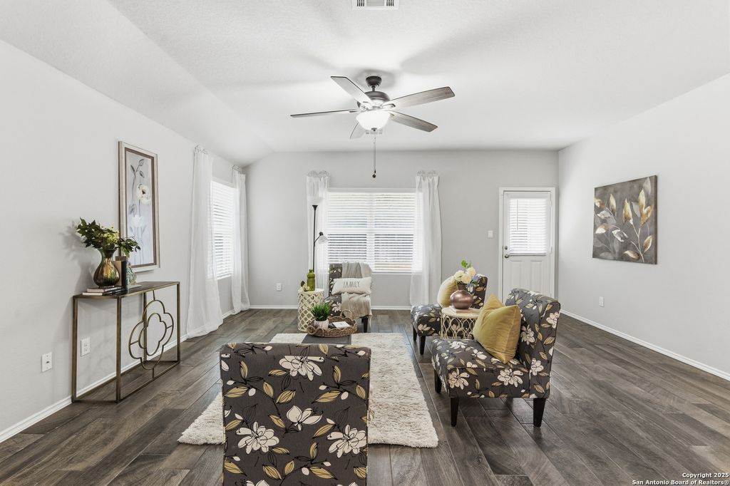 Photo of 32125 Giant Oak, Bulverde, TX 78163 (MLS # 1929199)