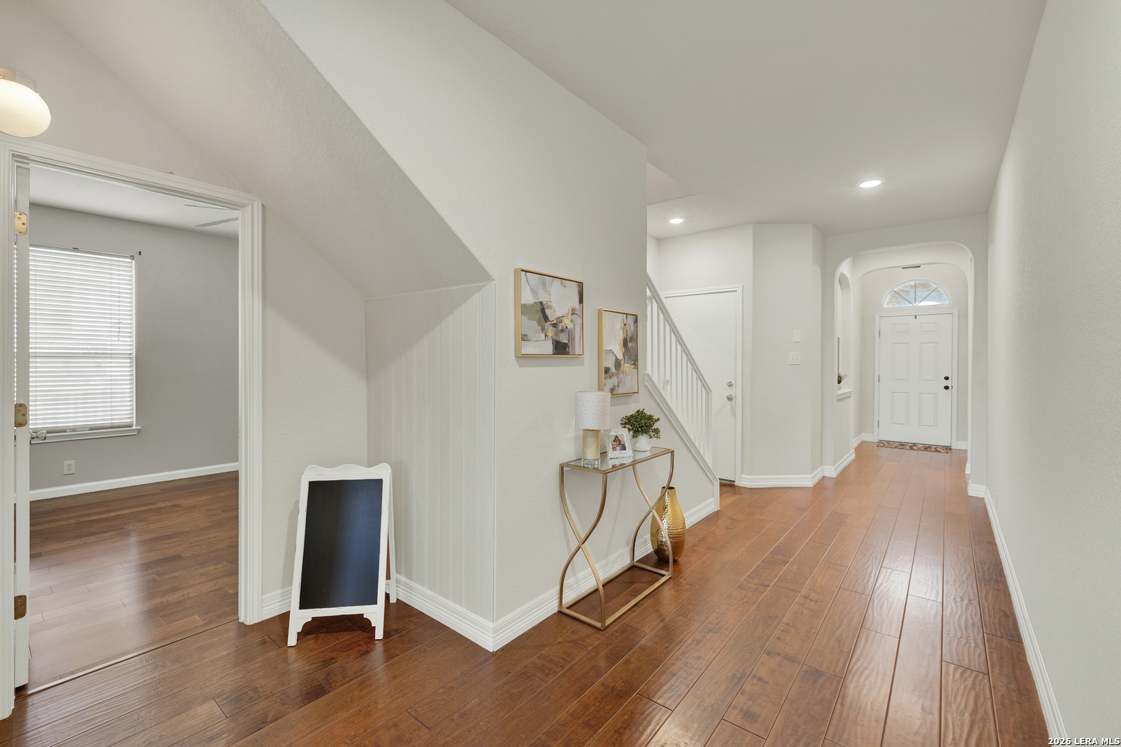 530 ZAPATA CIR