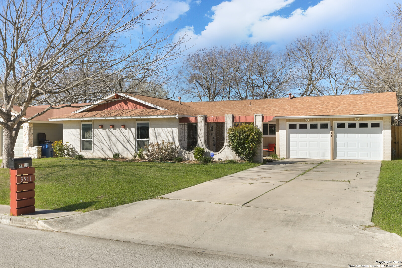 Photo 1 of 17 — 3511 CHARLES CONRAD DR, Kirby, TX 78219