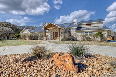 67 Stepping Stone ConCan TX 78838