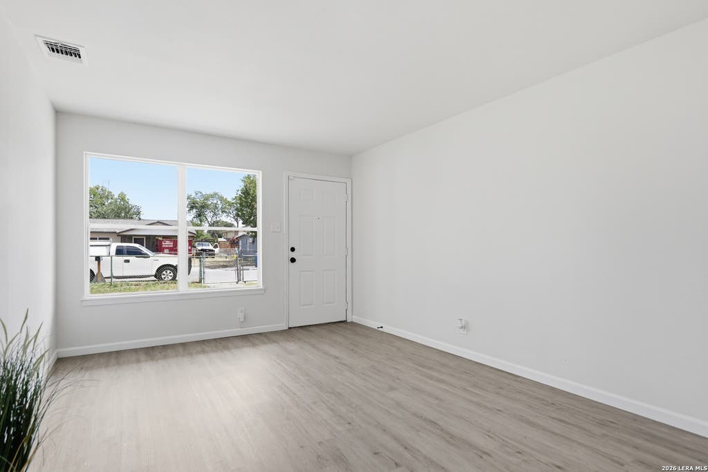 Photo of 123 CHADWICK DR, San Antonio, TX 78227 (MLS # 2008334)