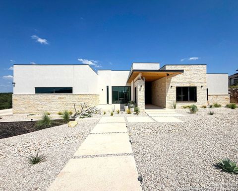 24108 Tres Arroyos San Antonio TX 78255