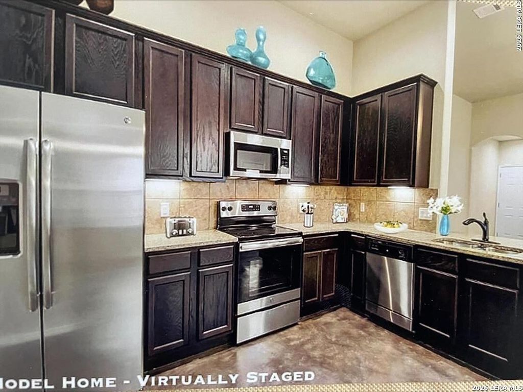 Photo of 10143 Westover 101 #101, San Antonio, TX 78251 (MLS # 1936480)