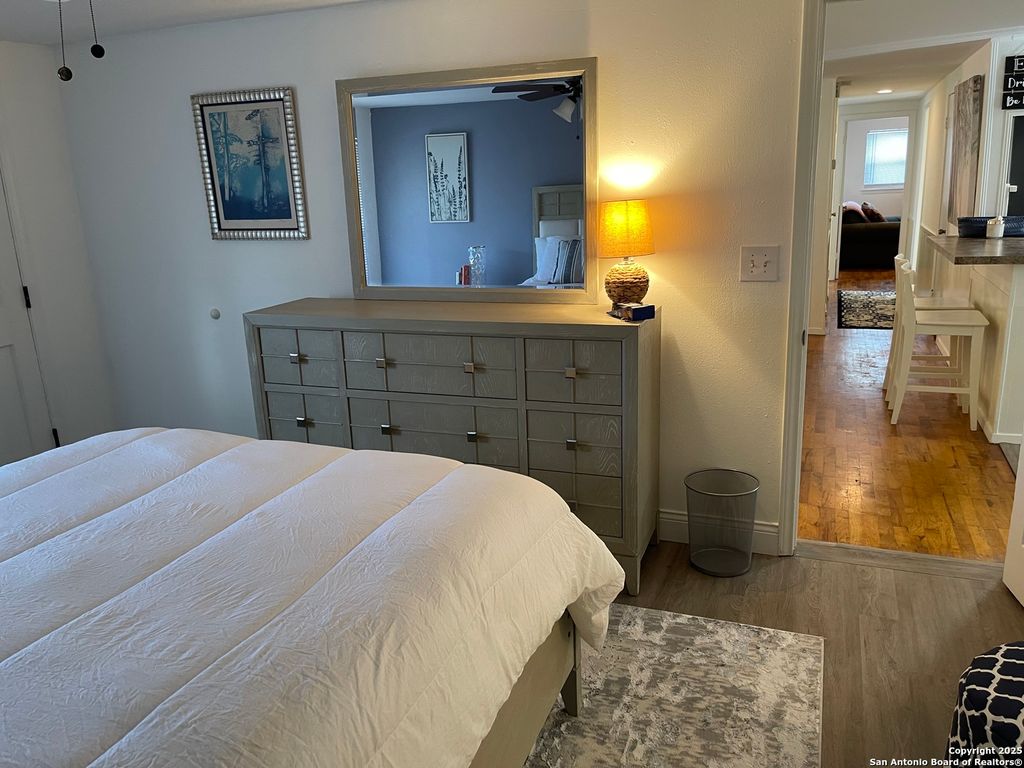 Photo of 113 Creekview, Canyon Lake, TX 78133 (MLS # 1917561)