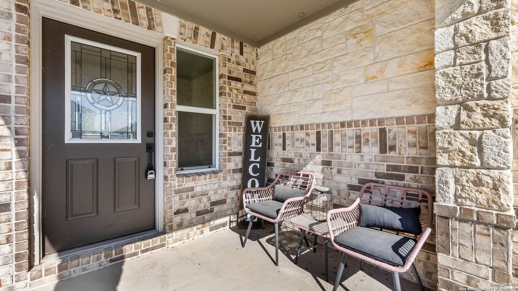 Photo of 8519 Adler Fall Lane, Converse, TX 78109 (MLS # 1925698)