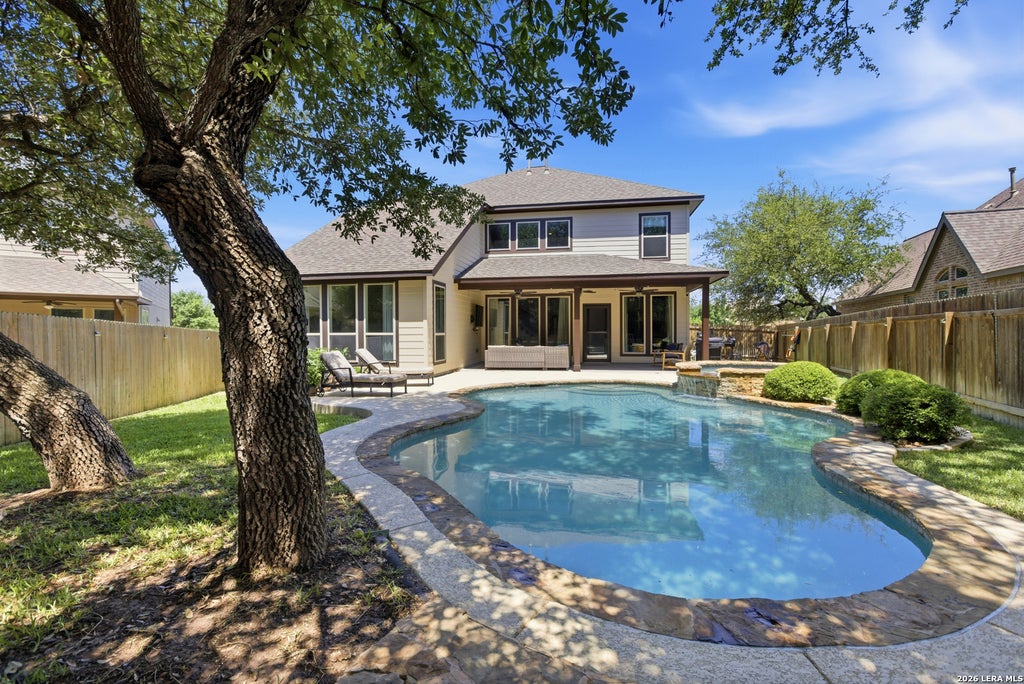 Photo of 138 Cimarron Crk, Boerne, TX 78006 (MLS # 1963476)
