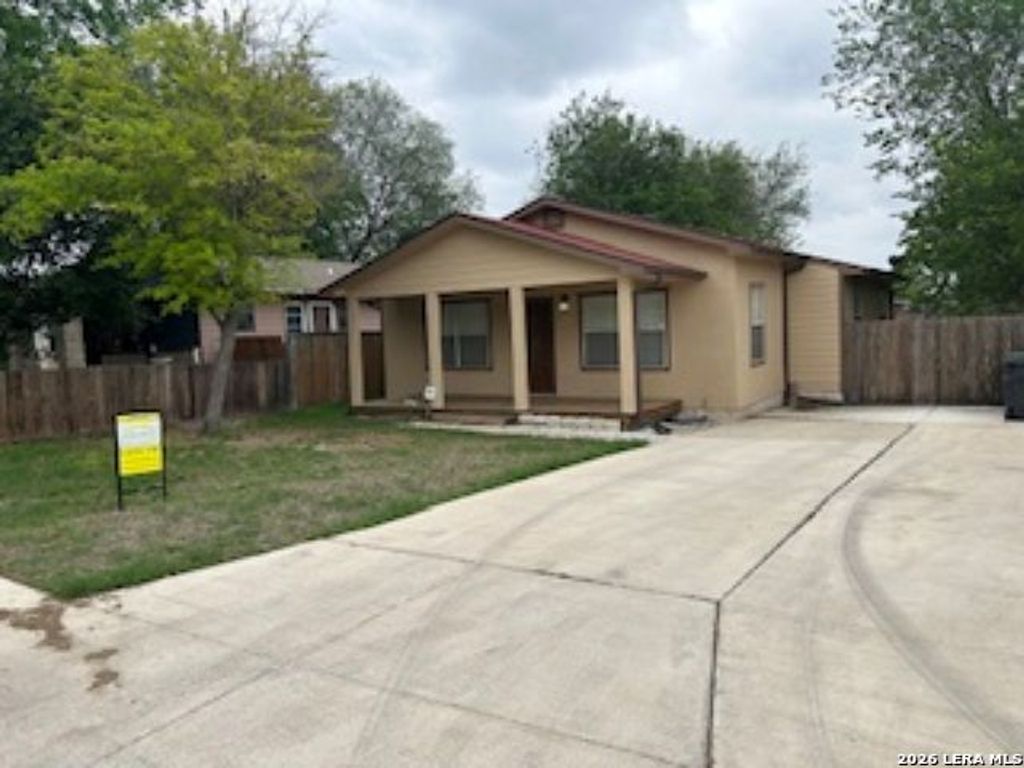 Photo of 4930 BLUFF ST, San Antonio, TX 78228 (MLS # 1959011)