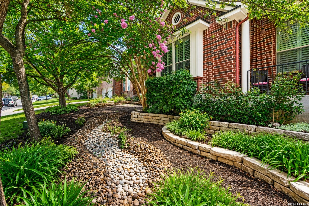 Photo of 25010 Kiowa Crk, San Antonio, TX 78255 (MLS # 1963395)