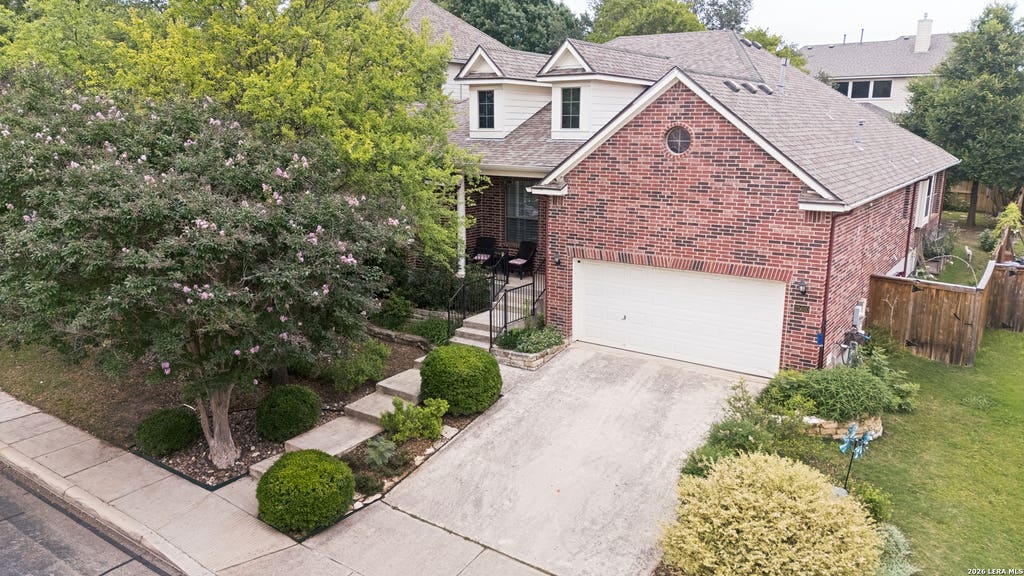 Photo of 25010 Kiowa Crk, San Antonio, TX 78255 (MLS # 1963395)