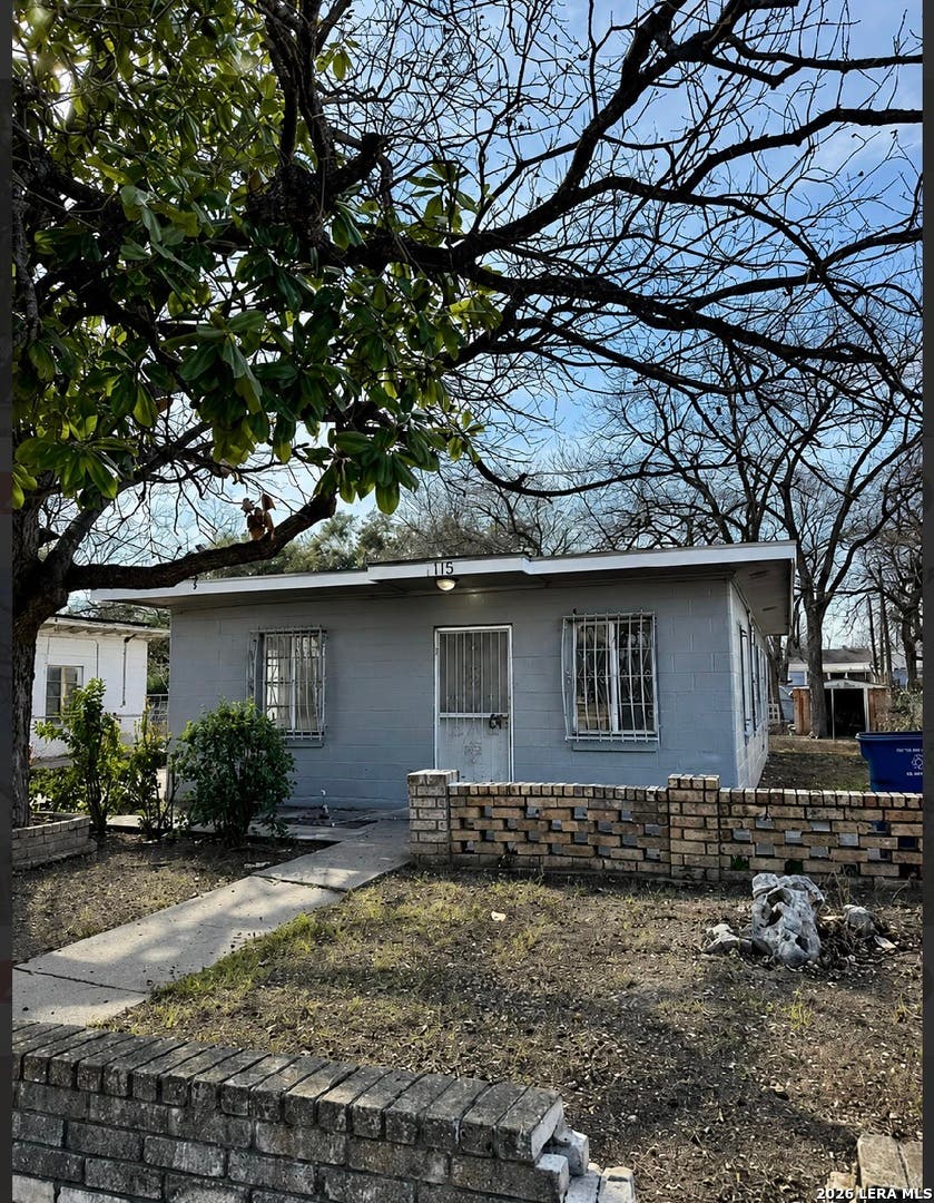Photo of 115 Sun, San Antonio, TX 78204 (MLS # 2000051)