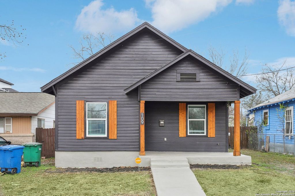 Photo of 109 Utah, San Antonio, TX 78210 (MLS # 1932938)