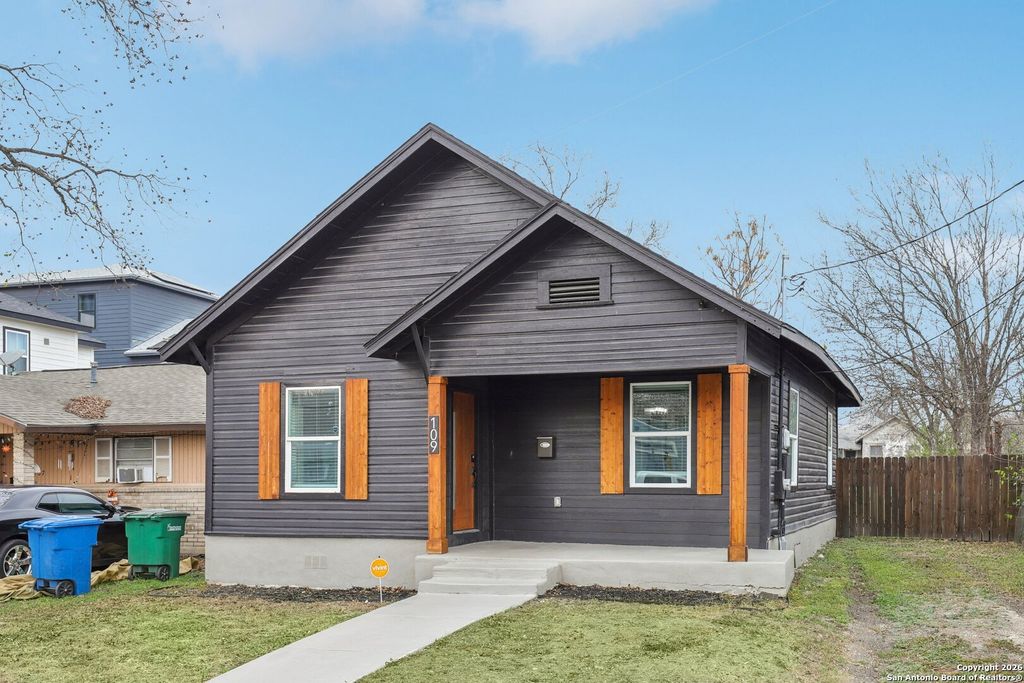 Photo of 109 Utah, San Antonio, TX 78210 (MLS # 1932938)