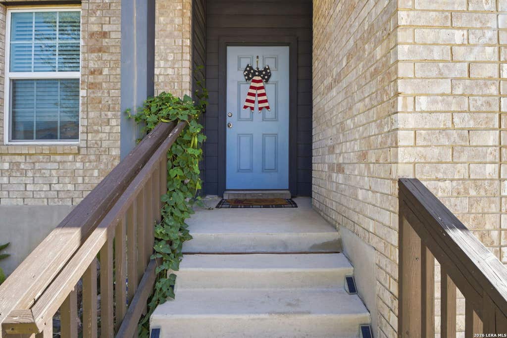 Photo of 337 HUNTERS RNCH E, San Antonio, TX 78253 (MLS # 2003844)