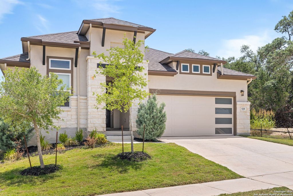 Photo of 529 Huntwick, Boerne, TX 78006 (MLS # 1869556)