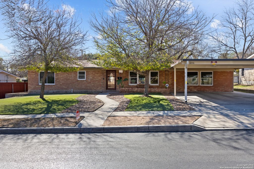 Photo of 234 Millwood Ln, San Antonio, TX 78216 (MLS # 1934493)