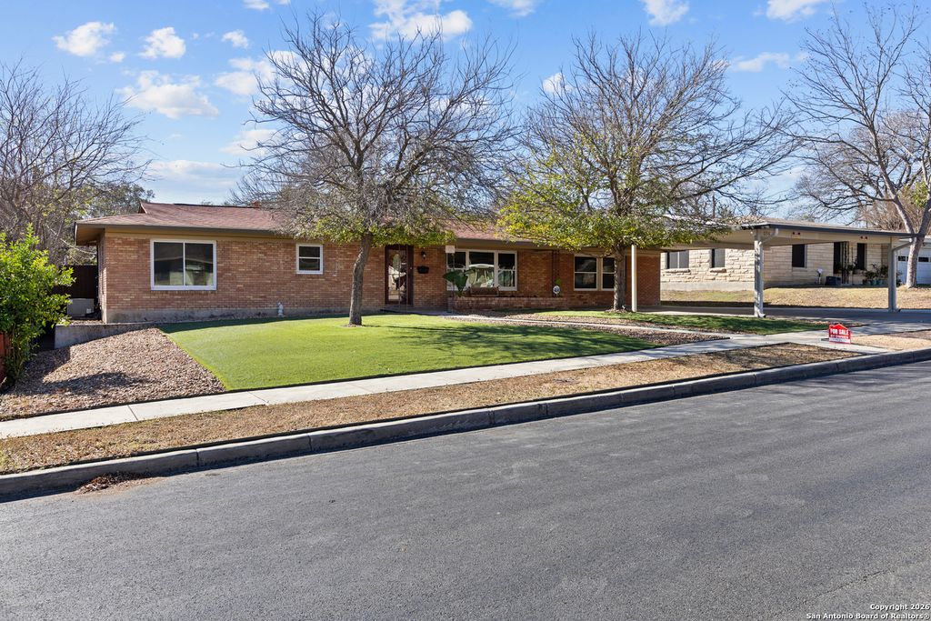 Photo of 234 Millwood Ln, San Antonio, TX 78216 (MLS # 1934493)