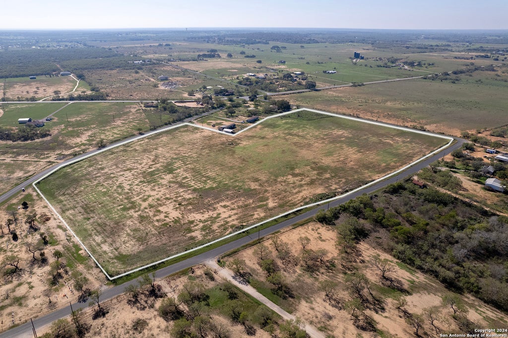 Photo of 19825 benton city, Somerset, TX 78069 (MLS # 1915348)