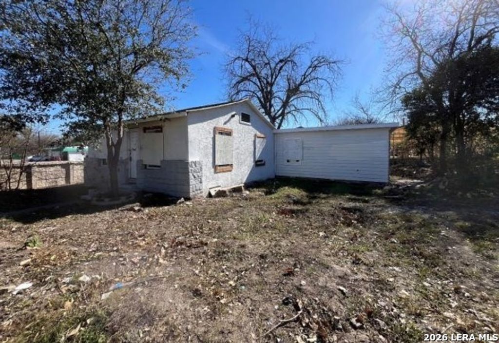 Photo of 2010 Burnet, San Antonio, TX 78202 (MLS # 1935993)