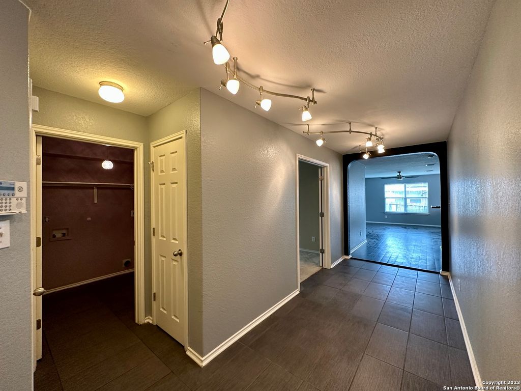 Photo of 11515 Valley Garden, San Antonio, TX 78245 (MLS # 1827300)