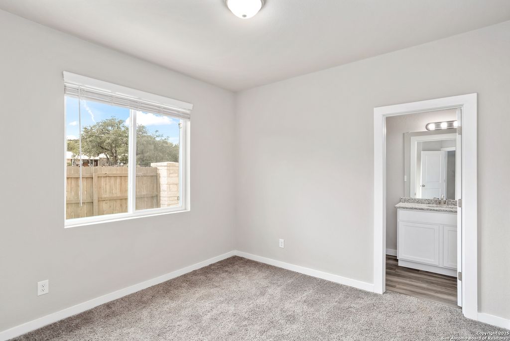 Photo of 21531 SIR WALTER, San Antonio, TX 78256 (MLS # 1914450)