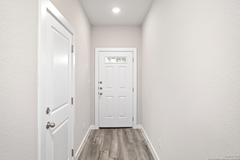 Photo of 21531 SIR WALTER, San Antonio, TX 78256 (MLS # 1914450)