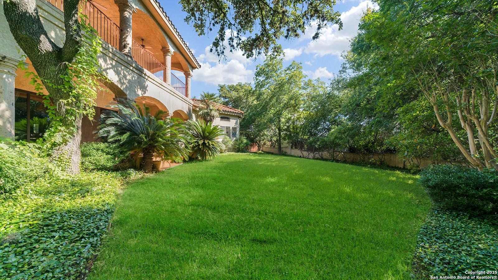 11710 Elmscourt