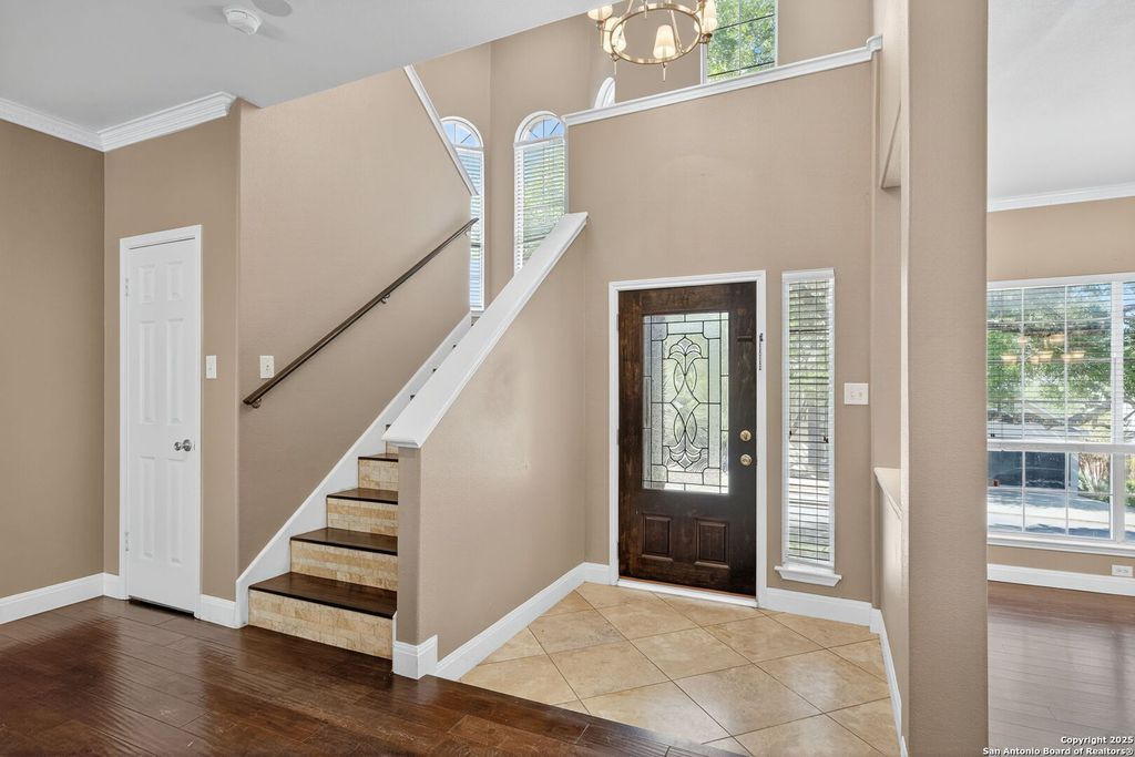 Photo of 6718 Grove Creek Dr, San Antonio, TX 78256 (MLS # 1916154)