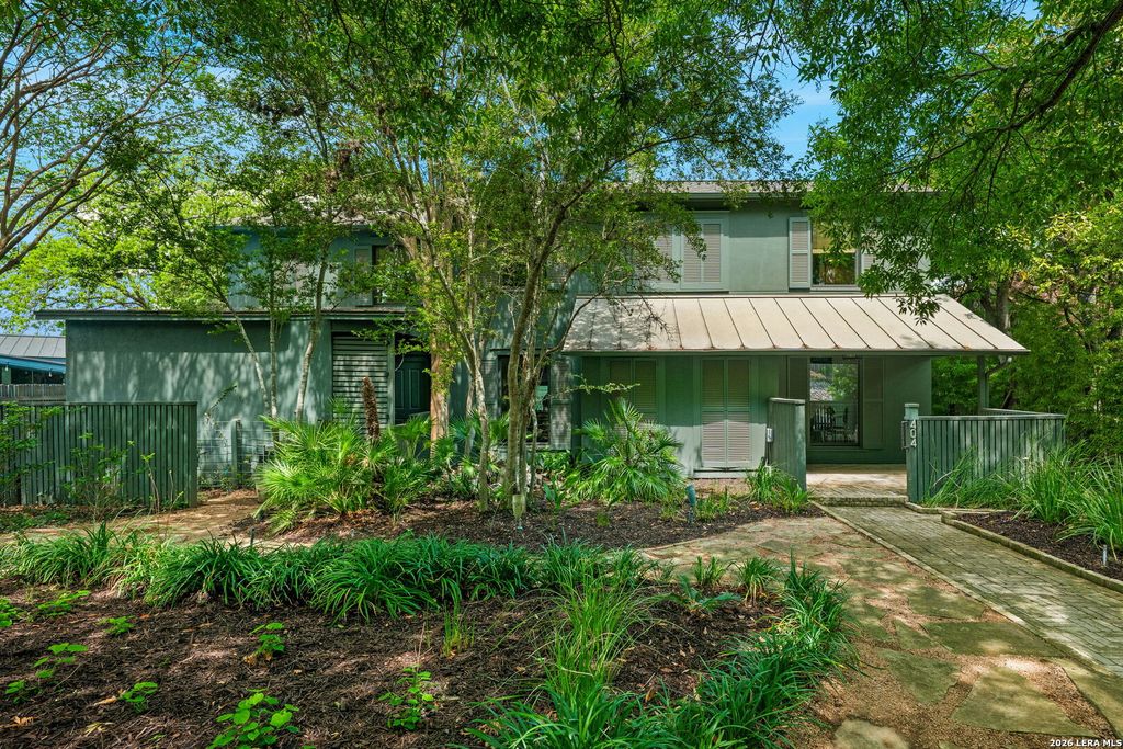 Photo of 404 Sheraton, Terrell Hills, TX 78209 (MLS # 1953275)