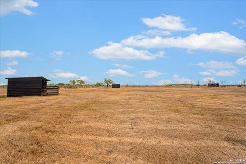 A home in Floresville