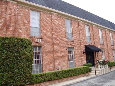 Property photo of 8033 N New Braunfels 100d, San Antonio, TX 78209