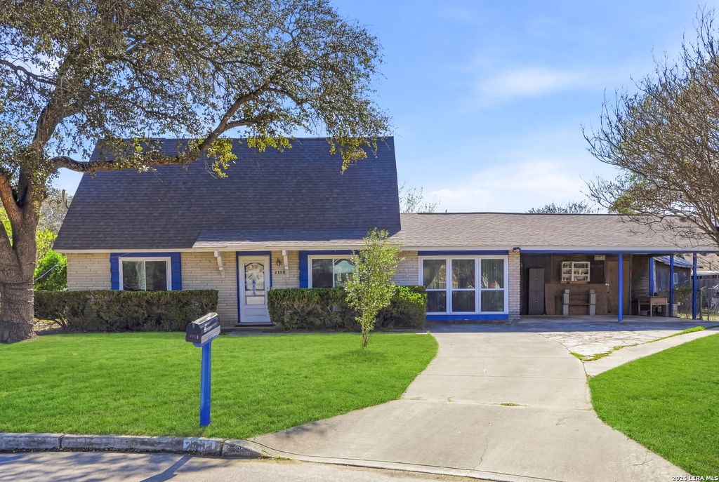 Photo of 4102 Hunting Path, San Antonio, TX 78218 (MLS # 1950208)