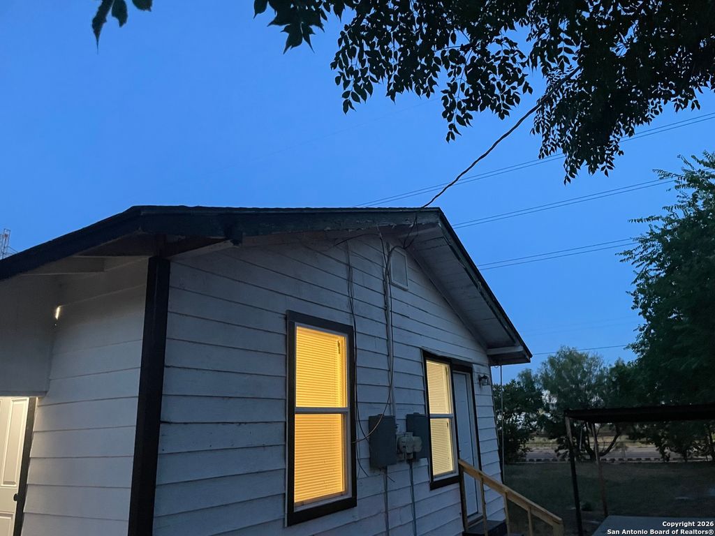 Photo of 3114 Saturn, San Antonio, TX 78226 (MLS # 1932552)