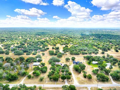 A home in Floresville