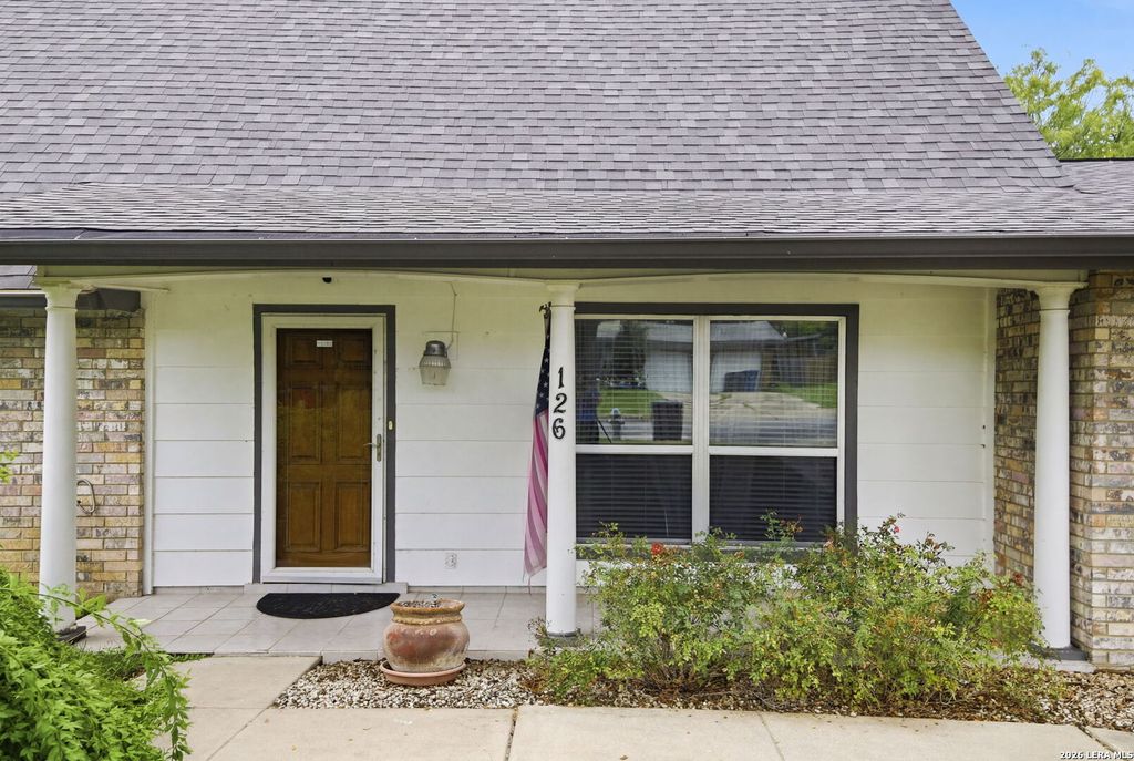Photo of 126 HARROW DR, San Antonio, TX 78227 (MLS # 2000644)