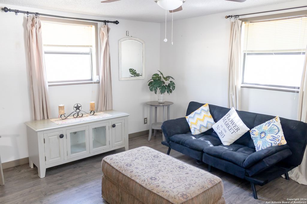 Photo of 120 Town View Lane, Canyon Lake, TX 78133 (MLS # 1879988)