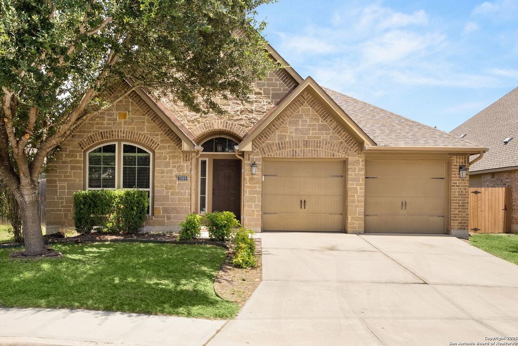 Photo of 2989 Saddlehorn, Seguin, TX 78155 (MLS # 1885528)