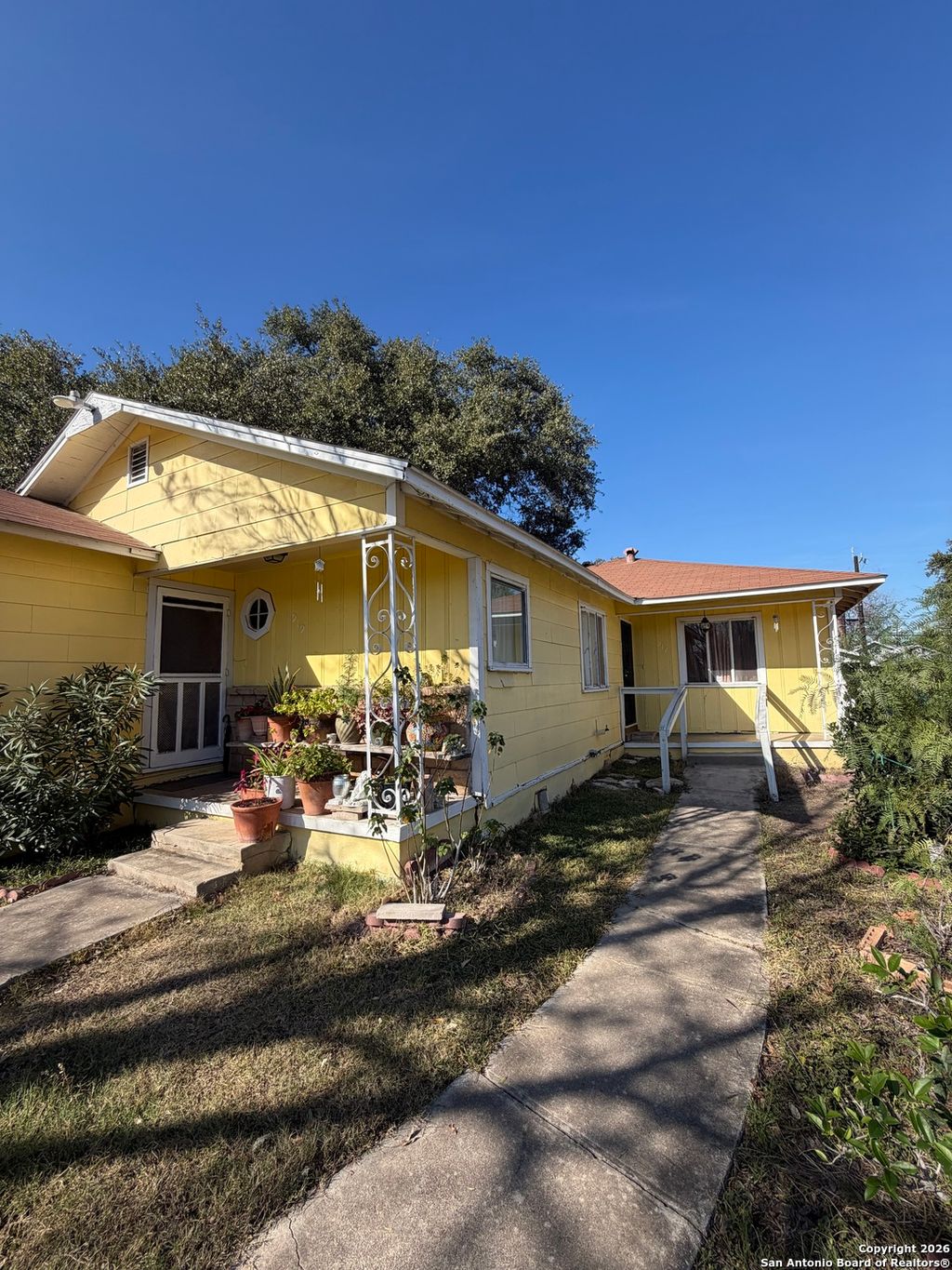 Photo of 917 San Francisco, San Antonio, TX 78201 (MLS # 1933852)