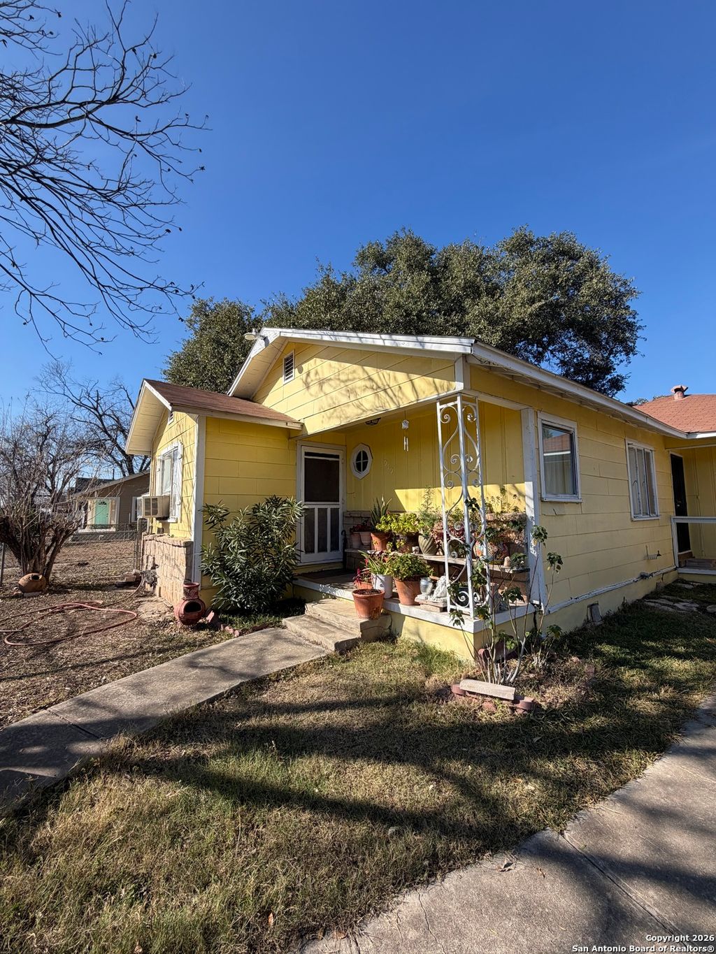 Photo of 917 San Francisco, San Antonio, TX 78201 (MLS # 1933852)