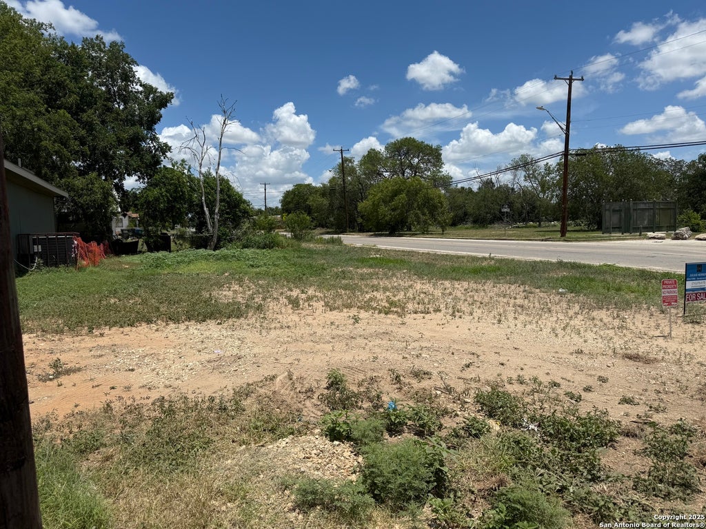 Photo of 759 Morningview, San Antonio, TX 78220 (MLS # 1882206)