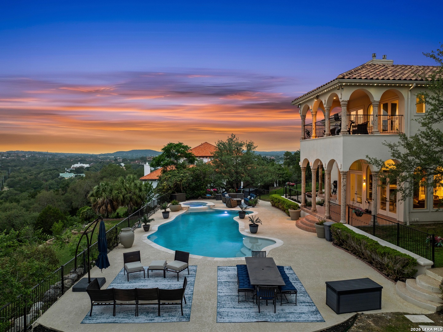 24903 Parview Cir